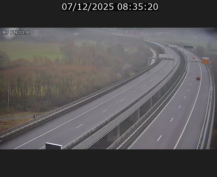 <h2>Caméra trafic Luxembourg - A7, Tunnel Gousselerbierg, sortie sud, direction rond-point Lorentzweiler (BK 10.8)</h2>