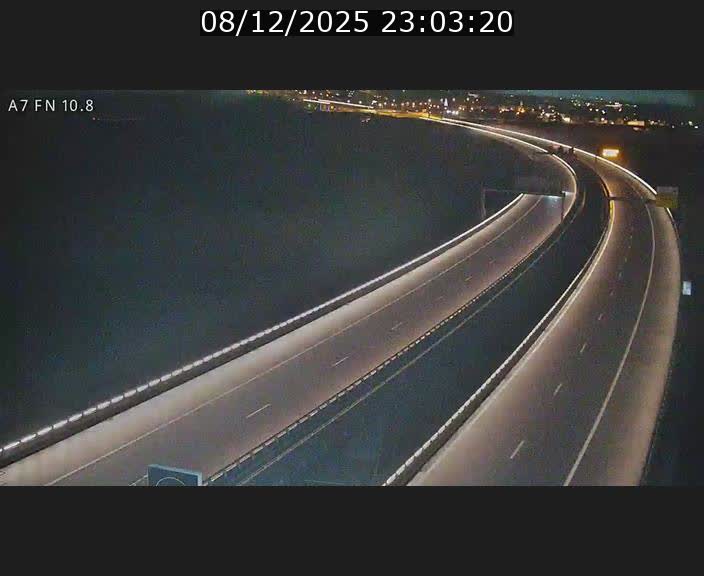 <h2>Caméra trafic Luxembourg - A7, Tunnel Gousselerbierg, sortie sud, direction rond-point Lorentzweiler (BK 10.8)</h2>