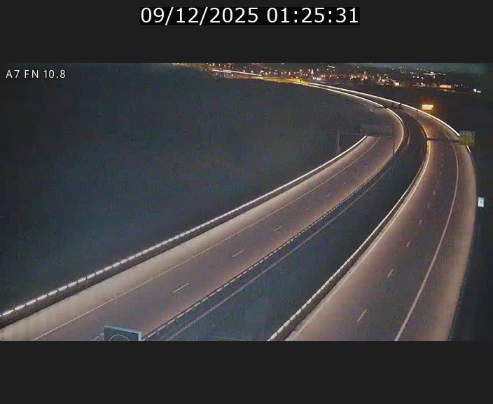 <h2>Caméra trafic Luxembourg - A7, Tunnel Gousselerbierg, sortie sud, direction rond-point Lorentzweiler (BK 10.8)</h2>