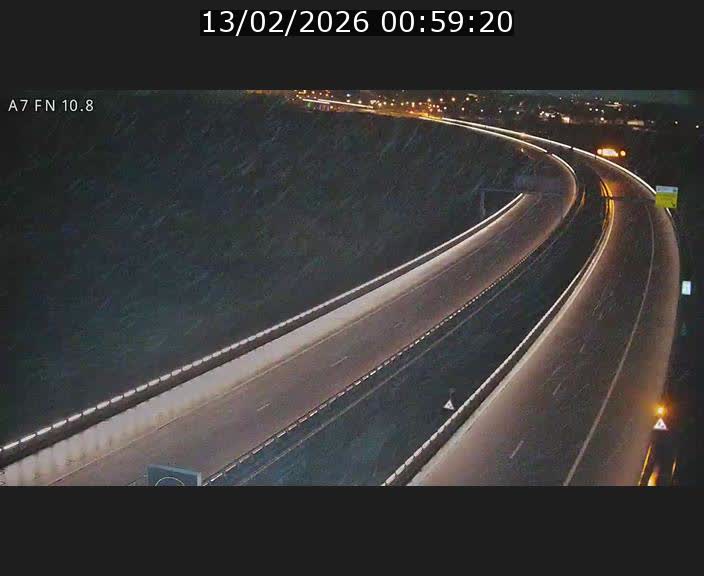 <h2>Caméra trafic Luxembourg - A7, Tunnel Gousselerbierg, sortie sud, direction rond-point Lorentzweiler (BK 10.8)</h2>