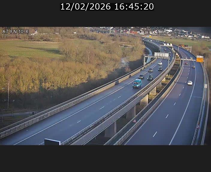 <h2>Caméra trafic Luxembourg - A7, Tunnel Gousselerbierg, sortie sud, direction rond-point Lorentzweiler (BK 10.8)</h2>