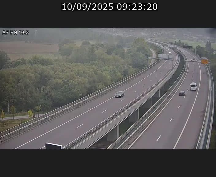 <h2>Caméra trafic Luxembourg - A7, Tunnel Gousselerbierg, sortie sud, direction rond-point Lorentzweiler (BK 10.8)</h2>