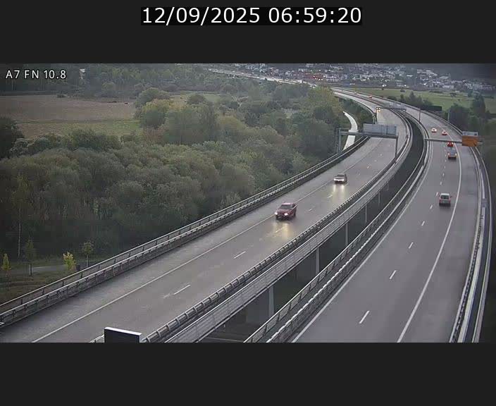 <h2>Caméra trafic Luxembourg - A7, Tunnel Gousselerbierg, sortie sud, direction rond-point Lorentzweiler (BK 10.8)</h2>