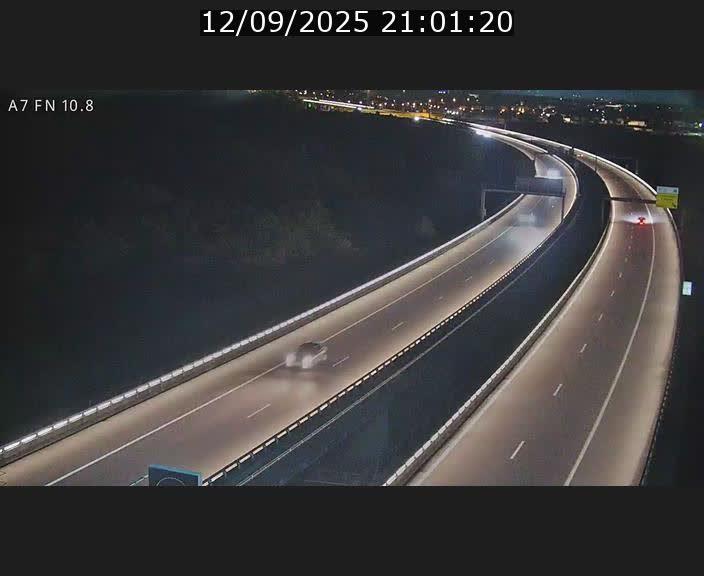<h2>Caméra trafic Luxembourg - A7, Tunnel Gousselerbierg, sortie sud, direction rond-point Lorentzweiler (BK 10.8)</h2>