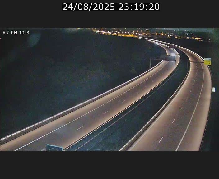 <h2>Caméra trafic Luxembourg - A7, Tunnel Gousselerbierg, sortie sud, direction rond-point Lorentzweiler (BK 10.8)</h2>