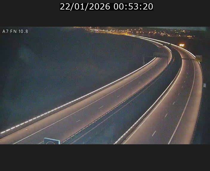 <h2>Caméra trafic Luxembourg - A7, Tunnel Gousselerbierg, sortie sud, direction rond-point Lorentzweiler (BK 10.8)</h2>