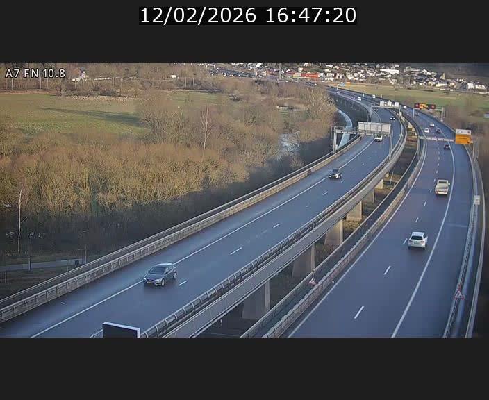 <h2>Caméra trafic Luxembourg - A7, Tunnel Gousselerbierg, sortie sud, direction rond-point Lorentzweiler (BK 10.8)</h2>
