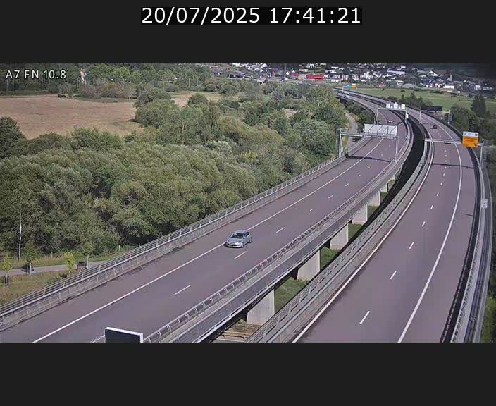 Caméra trafic Luxembourg - A7, Tunnel Gousselerbierg, sortie sud, direction rond-point Lorentzweiler (BK 10.8)