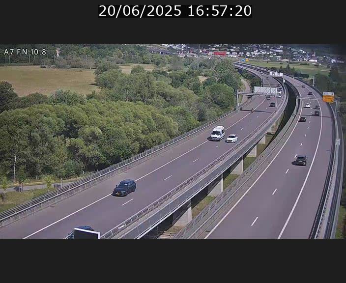 <h2>Caméra trafic Luxembourg - A7, Tunnel Gousselerbierg, sortie sud, direction rond-point Lorentzweiler (BK 10.8)</h2>