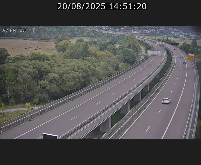 <h2>Caméra trafic Luxembourg - A7, Tunnel Gousselerbierg, sortie sud, direction rond-point Lorentzweiler (BK 10.8)</h2>