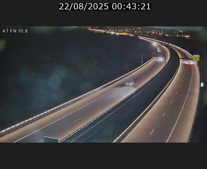 <h2>Caméra trafic Luxembourg - A7, Tunnel Gousselerbierg, sortie sud, direction rond-point Lorentzweiler (BK 10.8)</h2>