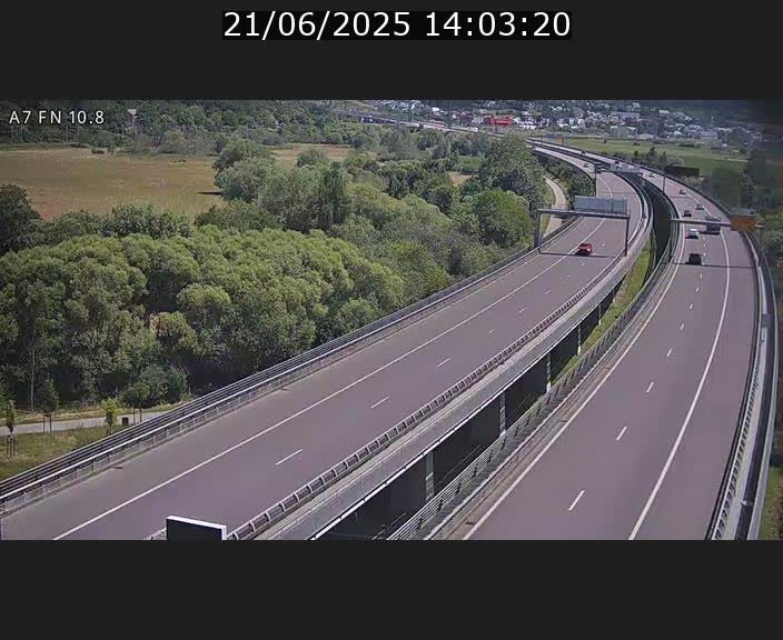 <h2>Caméra trafic Luxembourg - A7, Tunnel Gousselerbierg, sortie sud, direction rond-point Lorentzweiler (BK 10.8)</h2>