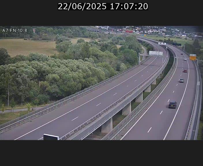<h2>Caméra trafic Luxembourg - A7, Tunnel Gousselerbierg, sortie sud, direction rond-point Lorentzweiler (BK 10.8)</h2>