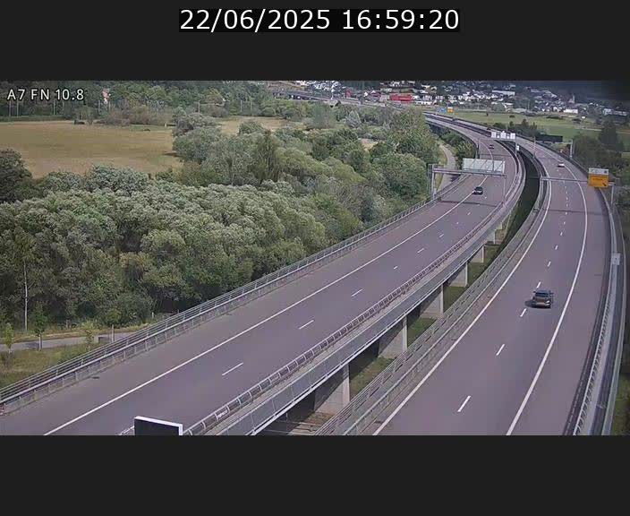 <h2>Caméra trafic Luxembourg - A7, Tunnel Gousselerbierg, sortie sud, direction rond-point Lorentzweiler (BK 10.8)</h2>