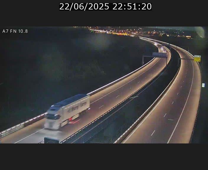 <h2>Caméra trafic Luxembourg - A7, Tunnel Gousselerbierg, sortie sud, direction rond-point Lorentzweiler (BK 10.8)</h2>