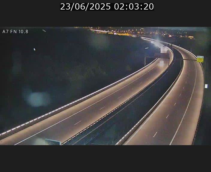 <h2>Caméra trafic Luxembourg - A7, Tunnel Gousselerbierg, sortie sud, direction rond-point Lorentzweiler (BK 10.8)</h2>