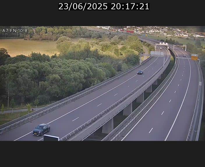 <h2>Caméra trafic Luxembourg - A7, Tunnel Gousselerbierg, sortie sud, direction rond-point Lorentzweiler (BK 10.8)</h2>