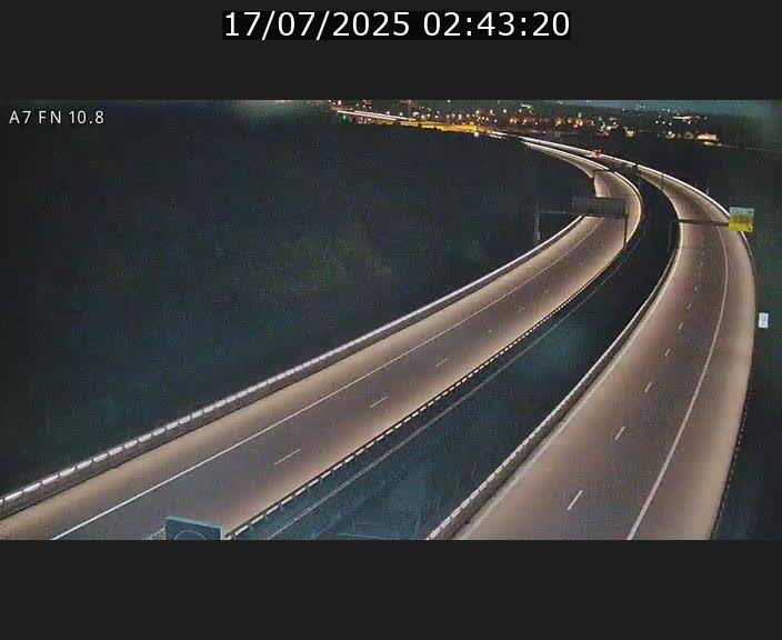 <h2>Caméra trafic Luxembourg - A7, Tunnel Gousselerbierg, sortie sud, direction rond-point Lorentzweiler (BK 10.8)</h2>