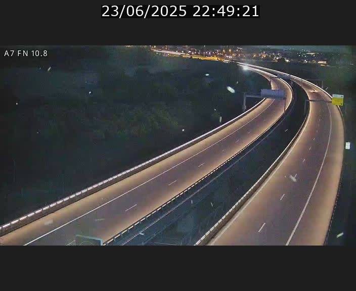 <h2>Caméra trafic Luxembourg - A7, Tunnel Gousselerbierg, sortie sud, direction rond-point Lorentzweiler (BK 10.8)</h2>