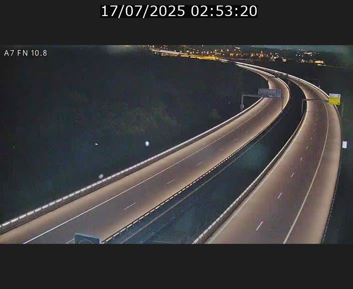 <h2>Caméra trafic Luxembourg - A7, Tunnel Gousselerbierg, sortie sud, direction rond-point Lorentzweiler (BK 10.8)</h2>