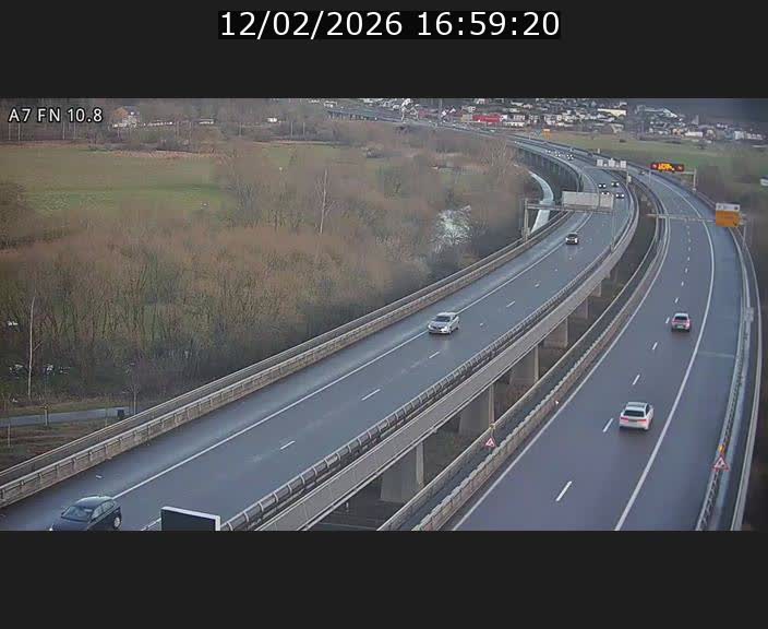<h2>Caméra trafic Luxembourg - A7, Tunnel Gousselerbierg, sortie sud, direction rond-point Lorentzweiler (BK 10.8)</h2>