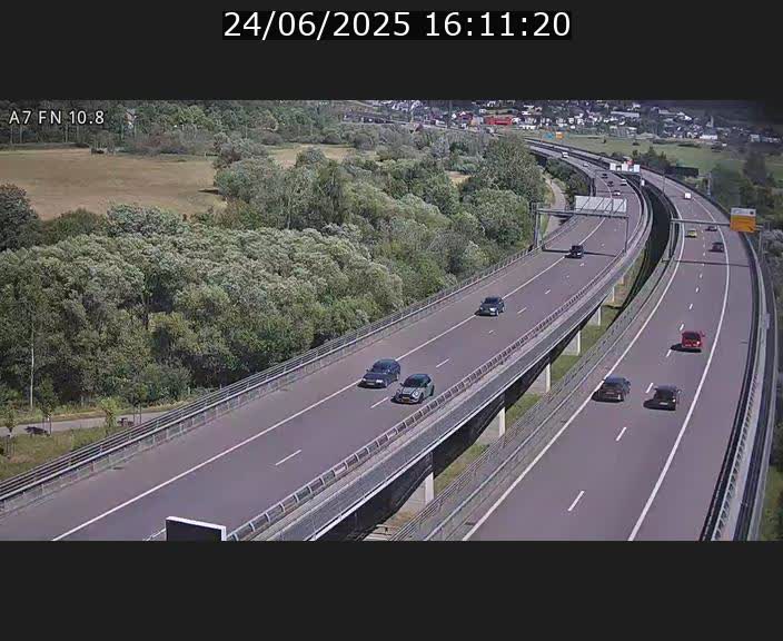 <h2>Caméra trafic Luxembourg - A7, Tunnel Gousselerbierg, sortie sud, direction rond-point Lorentzweiler (BK 10.8)</h2>