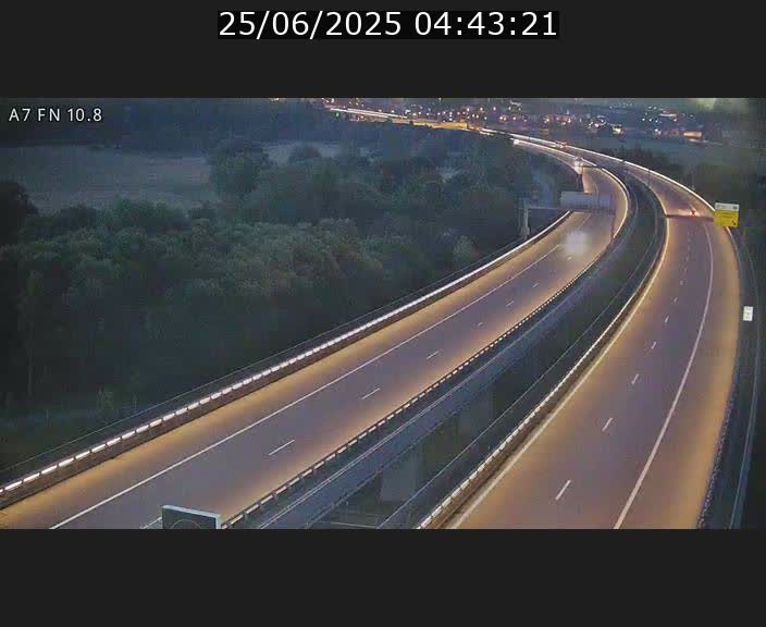 <h2>Caméra trafic Luxembourg - A7, Tunnel Gousselerbierg, sortie sud, direction rond-point Lorentzweiler (BK 10.8)</h2>