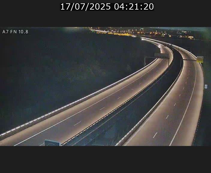 <h2>Caméra trafic Luxembourg - A7, Tunnel Gousselerbierg, sortie sud, direction rond-point Lorentzweiler (BK 10.8)</h2>