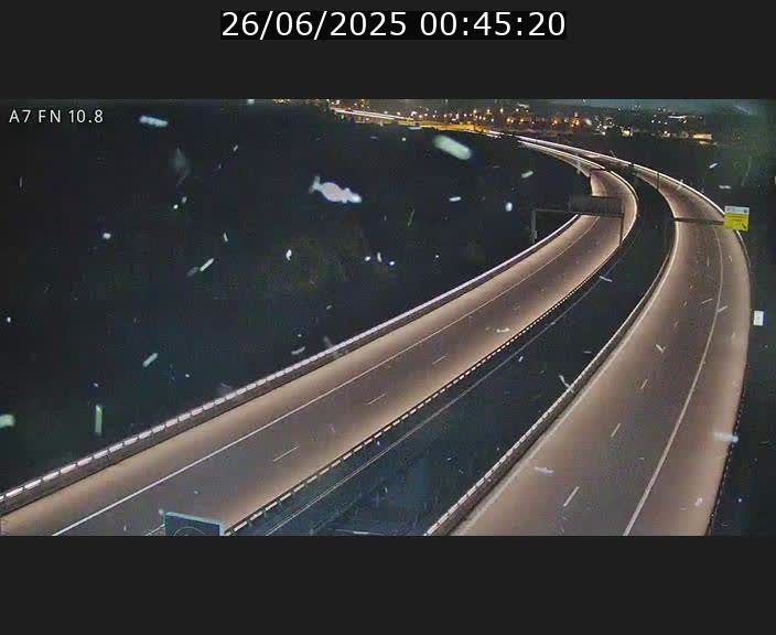 <h2>Caméra trafic Luxembourg - A7, Tunnel Gousselerbierg, sortie sud, direction rond-point Lorentzweiler (BK 10.8)</h2>