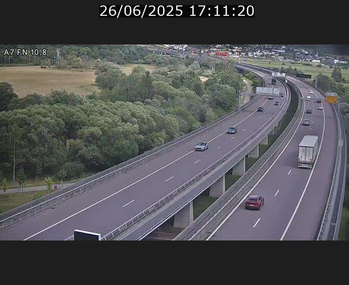 <h2>Caméra trafic Luxembourg - A7, Tunnel Gousselerbierg, sortie sud, direction rond-point Lorentzweiler (BK 10.8)</h2>