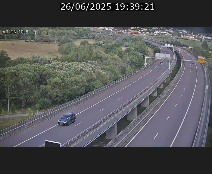 <h2>Caméra trafic Luxembourg - A7, Tunnel Gousselerbierg, sortie sud, direction rond-point Lorentzweiler (BK 10.8)</h2>
