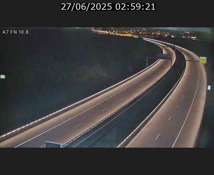<h2>Caméra trafic Luxembourg - A7, Tunnel Gousselerbierg, sortie sud, direction rond-point Lorentzweiler (BK 10.8)</h2>
