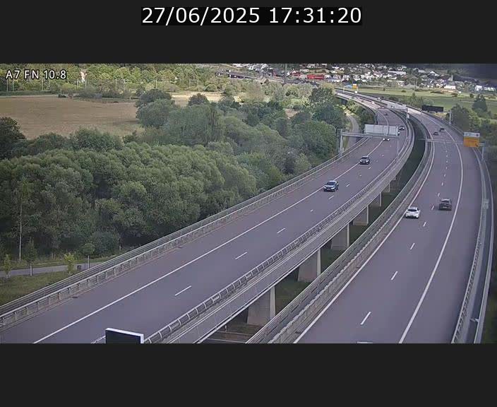 <h2>Caméra trafic Luxembourg - A7, Tunnel Gousselerbierg, sortie sud, direction rond-point Lorentzweiler (BK 10.8)</h2>