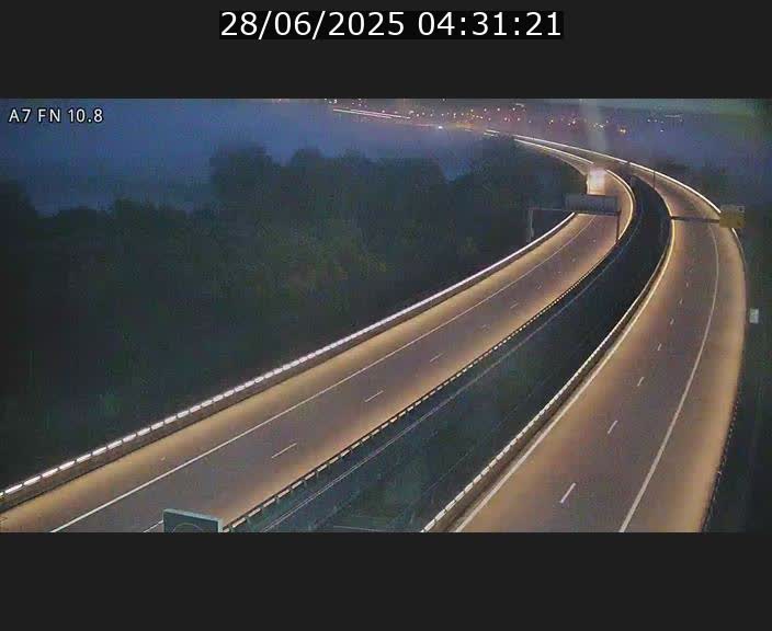 <h2>Caméra trafic Luxembourg - A7, Tunnel Gousselerbierg, sortie sud, direction rond-point Lorentzweiler (BK 10.8)</h2>