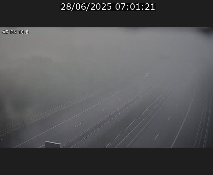 <h2>Caméra trafic Luxembourg - A7, Tunnel Gousselerbierg, sortie sud, direction rond-point Lorentzweiler (BK 10.8)</h2>