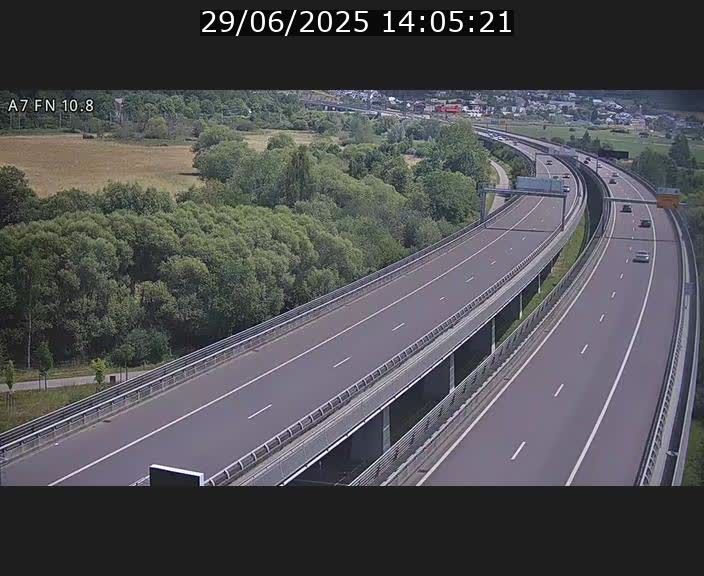 <h2>Caméra trafic Luxembourg - A7, Tunnel Gousselerbierg, sortie sud, direction rond-point Lorentzweiler (BK 10.8)</h2>