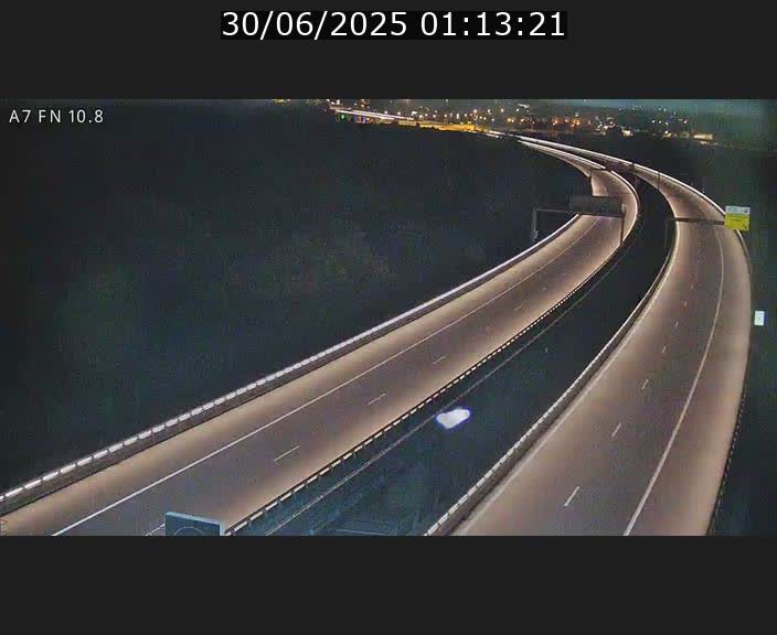 <h2>Caméra trafic Luxembourg - A7, Tunnel Gousselerbierg, sortie sud, direction rond-point Lorentzweiler (BK 10.8)</h2>