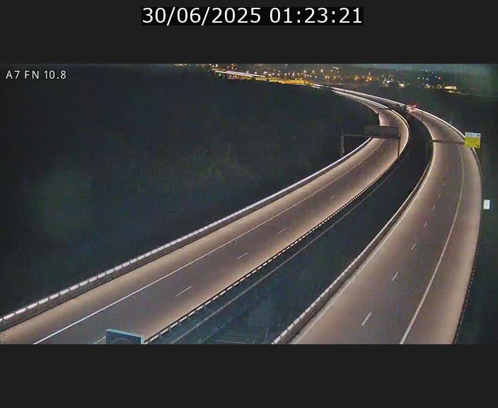 <h2>Caméra trafic Luxembourg - A7, Tunnel Gousselerbierg, sortie sud, direction rond-point Lorentzweiler (BK 10.8)</h2>