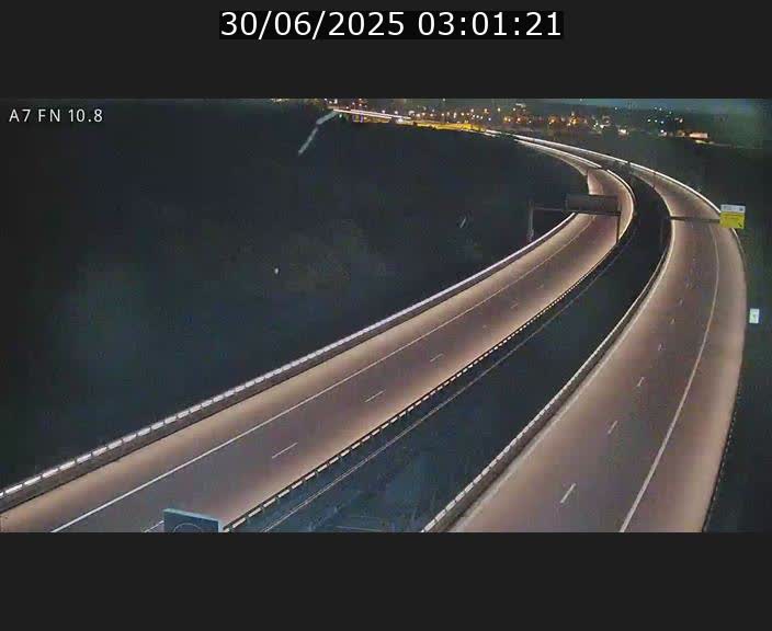 <h2>Caméra trafic Luxembourg - A7, Tunnel Gousselerbierg, sortie sud, direction rond-point Lorentzweiler (BK 10.8)</h2>