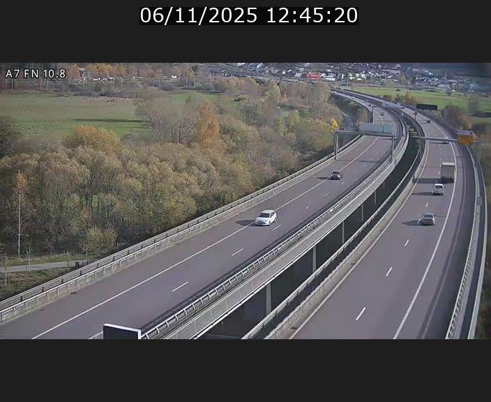 <h2>Caméra trafic Luxembourg - A7, Tunnel Gousselerbierg, sortie sud, direction rond-point Lorentzweiler (BK 10.8)</h2>