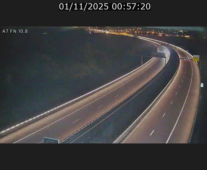 <h2>Caméra trafic Luxembourg - A7, Tunnel Gousselerbierg, sortie sud, direction rond-point Lorentzweiler (BK 10.8)</h2>