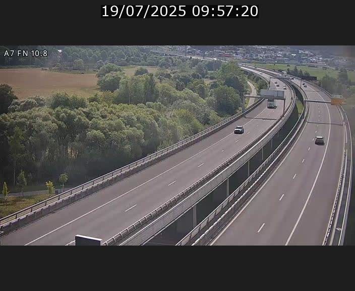 <h2>Caméra trafic Luxembourg - A7, Tunnel Gousselerbierg, sortie sud, direction rond-point Lorentzweiler (BK 10.8)</h2>