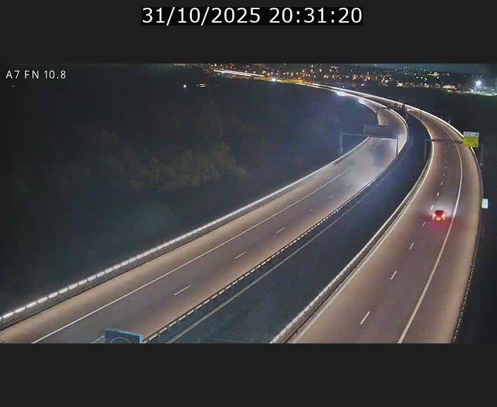 <h2>Caméra trafic Luxembourg - A7, Tunnel Gousselerbierg, sortie sud, direction rond-point Lorentzweiler (BK 10.8)</h2>