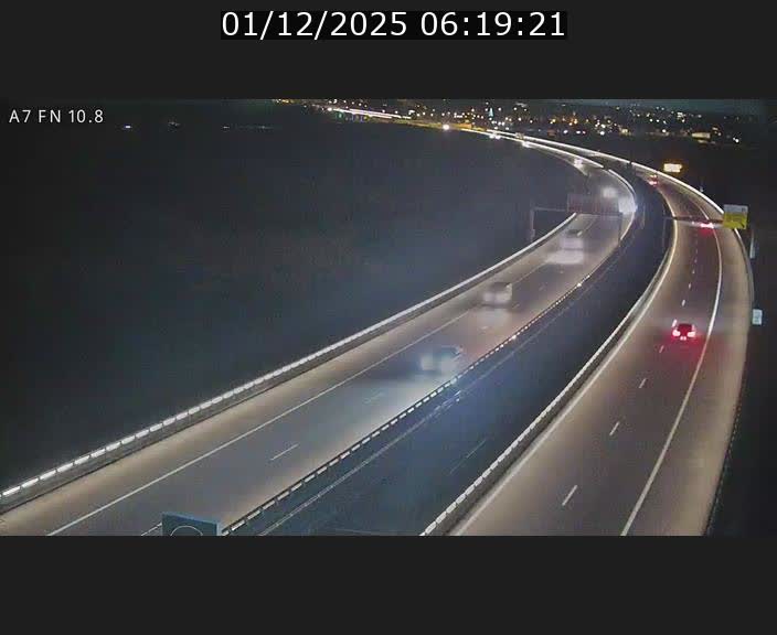 <h2>Caméra trafic Luxembourg - A7, Tunnel Gousselerbierg, sortie sud, direction rond-point Lorentzweiler (BK 10.8)</h2>