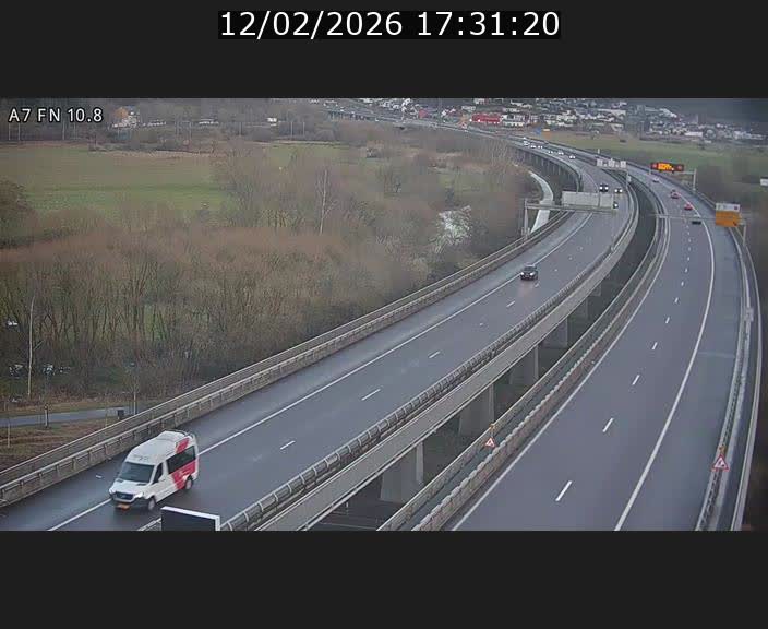 <h2>Caméra trafic Luxembourg - A7, Tunnel Gousselerbierg, sortie sud, direction rond-point Lorentzweiler (BK 10.8)</h2>