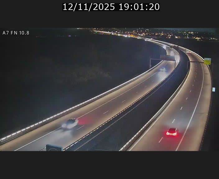 <h2>Caméra trafic Luxembourg - A7, Tunnel Gousselerbierg, sortie sud, direction rond-point Lorentzweiler (BK 10.8)</h2>