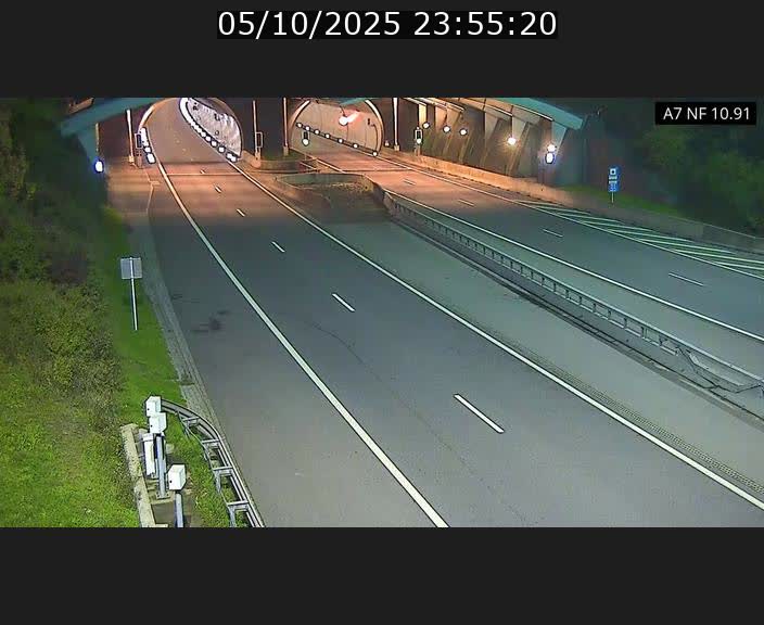 <h2>Caméra trafic Luxembourg - A7, Tunnel Gousselerbierg, entrée sud, direction Mersch</h2>
