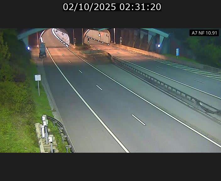 <h2>Caméra trafic Luxembourg - A7, Tunnel Gousselerbierg, entrée sud, direction Mersch</h2>