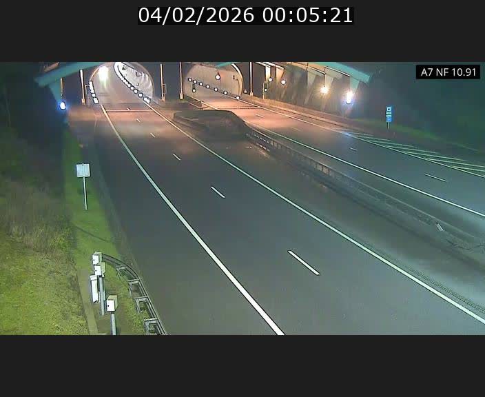 <h2>Caméra trafic Luxembourg - A7, Tunnel Gousselerbierg, entrée sud, direction Mersch</h2>