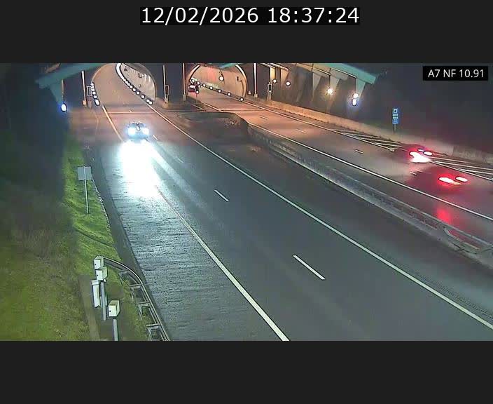 <h2>Caméra trafic Luxembourg - A7, Tunnel Gousselerbierg, entrée sud, direction Mersch</h2>